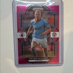 💕Erling Haaland 2022-23 pink stars Prizm Soccer Trading Card